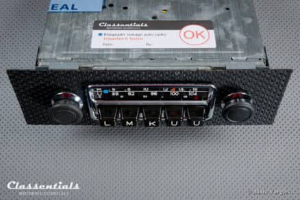 SOLD to France: Blaupunkt Frankfurt 1969 / 73 Vintage Original High-End Classic Car Auto Radio for Porsche 911 / 912 F-Series Cars 1968-1973 - Including Classentials DeLuxe Bluetooth Module! - Image 4