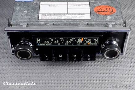 Blaupunkt Frankfurt STEREO 1975 HIGH-END Vintage Original Classic Car Auto Radio for Exclusive Luxury Cars 1972 - 1978, Including Classentials Deluxe Stereo Bluetooth Module!