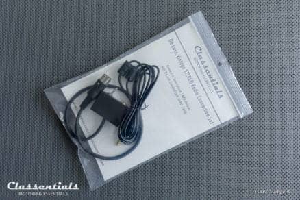 Classentials Deluxe Vintage Stereo Radio Smartphone / MP3 Connection Kit (7-Pin DIN) with 3.5 mm Jack Plug to Phone) - Image 3