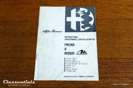 Alfa Romeo Giulia 1300 TI Sprint GT Veloce GTC Super Spider 1600 instructions freins a disque disk brakes owners manual supplement conduite et entretien march 1967 vintage original