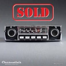 Blaupunkt Frankfurt STEREO 1969 ULTRA RARE Vintage Original TOP-END Classic Car Auto Radio for Alfa Romeo, Aston Martin, BMW, Ferrari, Jaguar, Mercedes, Lancia, Maserati and Others 1964 - 1974 + Classentials De Luxe Bluetooth Module classic car oldtimer autoradio classentials motoring essentials accessory accessories