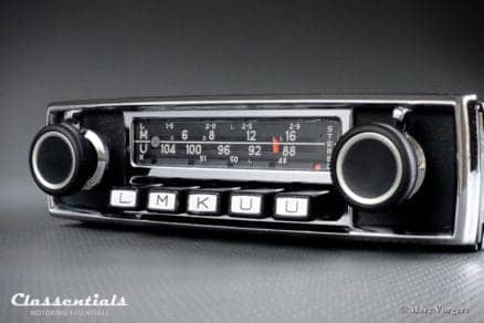 Blaupunkt Frankfurt STEREO 1969 ULTRA RARE Vintage Original TOP-END Classic Car Auto Radio for Alfa Romeo, Aston Martin, BMW, Ferrari, Jaguar, Mercedes, Lancia, Maserati, Mercedes and Others 1964 - 1974 MP3 classic car oldtimer autoradio mp3 classentials motoring essentials accessory accessories