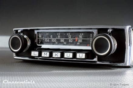 Blaupunkt Frankfurt STEREO 1969 ULTRA RARE Vintage Original TOP-END Classic Car Auto Radio for Alfa Romeo, Aston Martin, BMW, Ferrari, Jaguar, Mercedes, Lancia, Maserati, Mercedes and Others 1964 - 1974 MP3 classic car oldtimer autoradio mp3 classentials motoring essentials accessory accessories