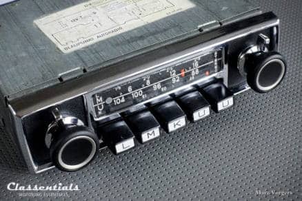 Blaupunkt Frankfurt STEREO 1969 ULTRA RARE Vintage Original TOP-END Classic Car Auto Radio for Alfa Romeo, Aston Martin, BMW, Ferrari, Jaguar, Mercedes, Lancia, Maserati, Mercedes and Others 1964 - 1974 MP3 classic car oldtimer autoradio mp3 classentials motoring essentials accessory accessories