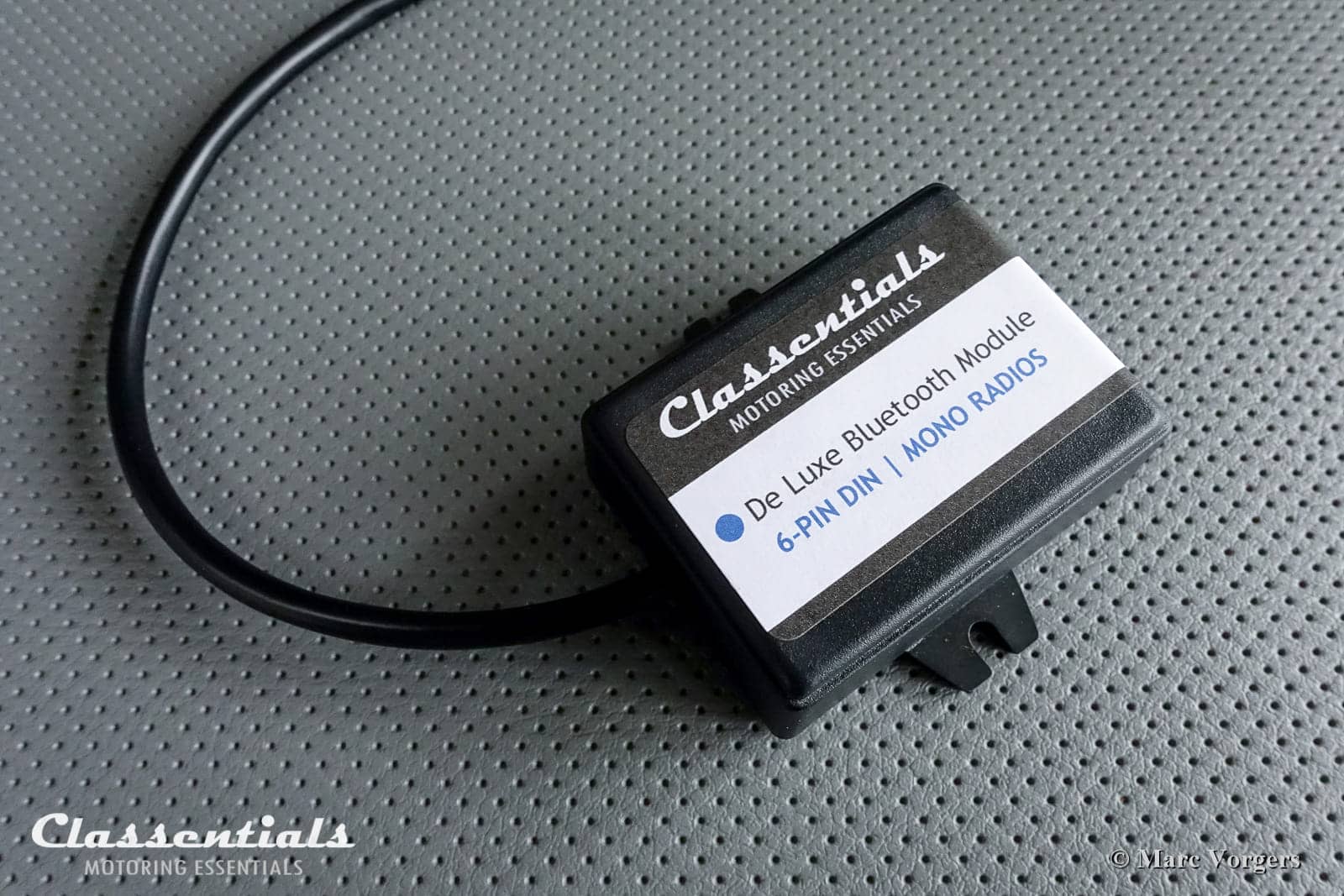 Classentials Deluxe Mono Auto Radio BLUETOOTH Module (6-PIN DIN