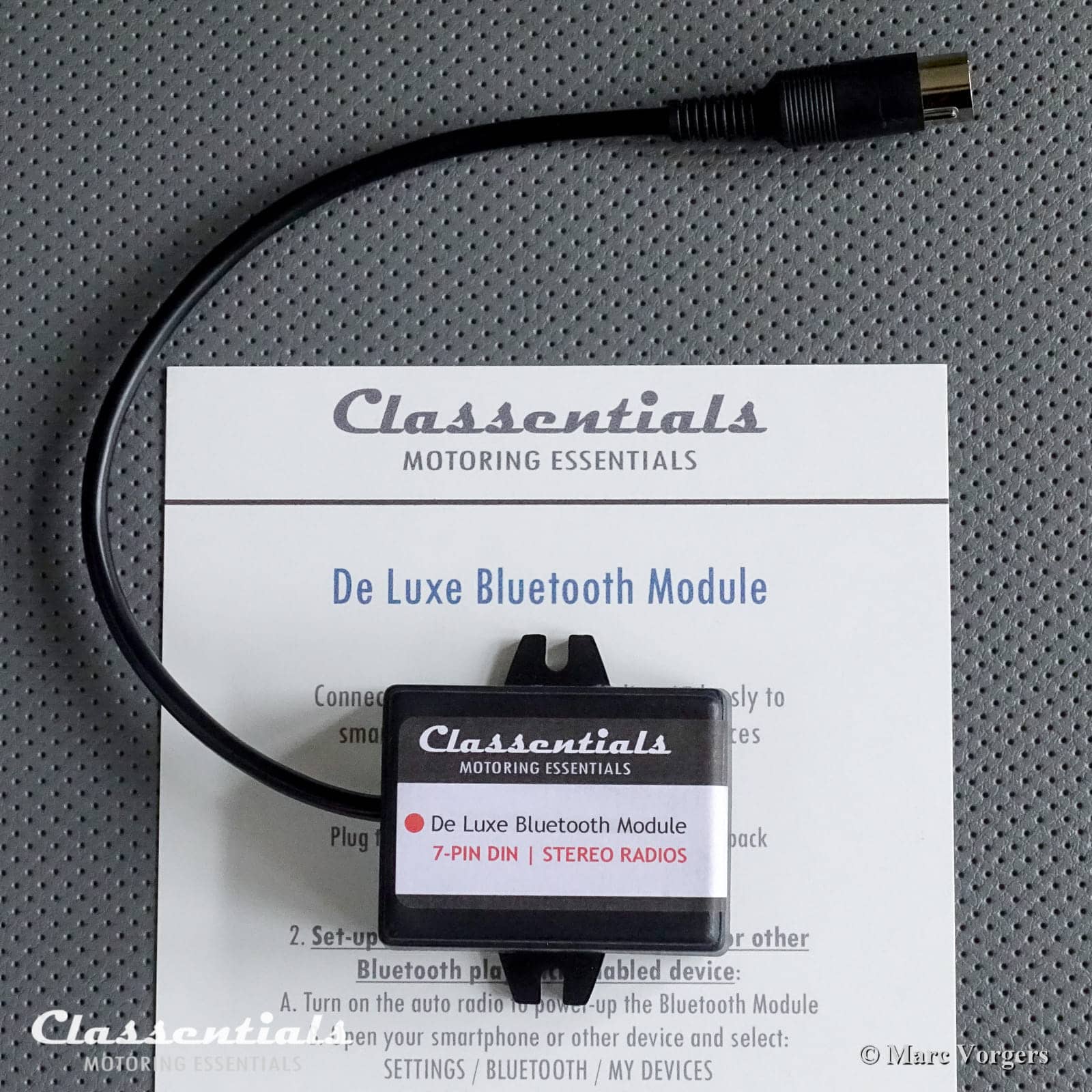 Classentials Deluxe Stereo Auto Radio BLUETOOTH Module (7-PIN DIN)