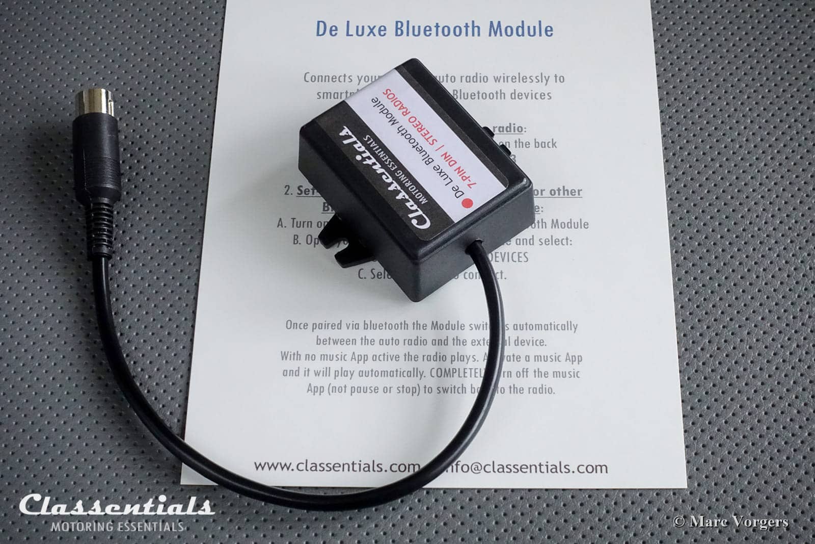 Classentials Deluxe Stereo Auto Radio Module (7-PIN DIN) - Classentials