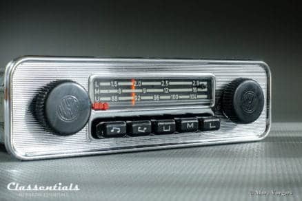 Blaupunkt Emden AU 1971 Vintage Original Classic Car Auto Radio for VW BEETLE With Metal Dashboard 1968 - 1973 MP3 and Bluetooth Ready Oldtimer Autoradio Classentials