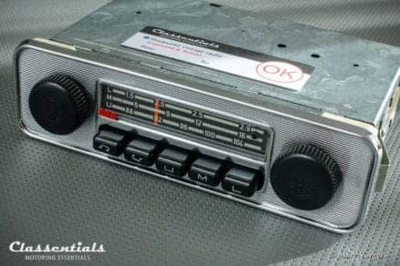 Blaupunkt Emden AU 1971 Vintage Original Classic Car Auto Radio for VW BEETLE With Metal Dashboard 1968 - 1973 MP3 and Bluetooth Ready Oldtimer Autoradio Classentials