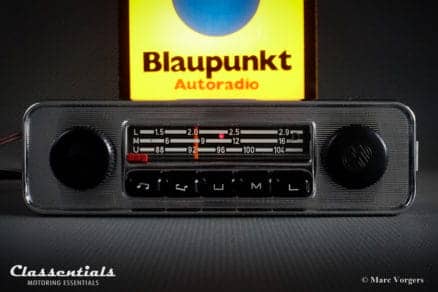 Blaupunkt Emden AU 1971 Vintage Original Classic Car Auto Radio for VW BEETLE With Metal Dashboard 1968 - 1973 MP3 and Bluetooth Ready Oldtimer Autoradio Classentials