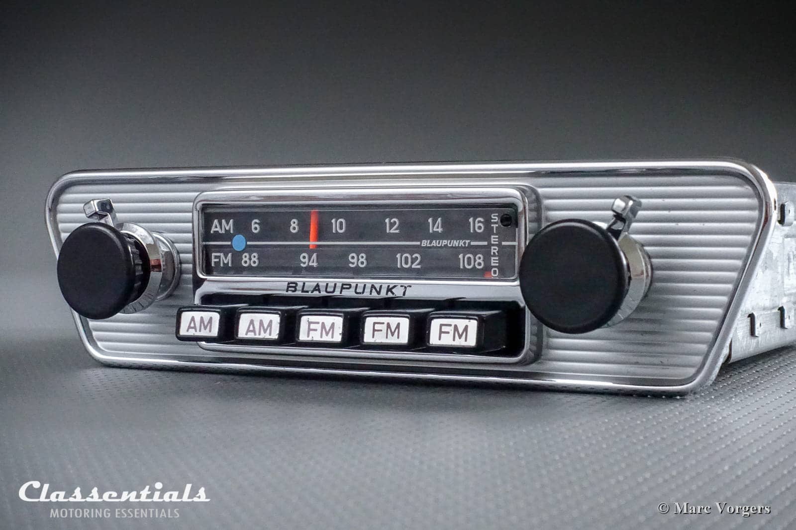 SOLD to Italy: Blaupunkt Frankfurt US STEREO 1972 (108 Mhz) ULTRA