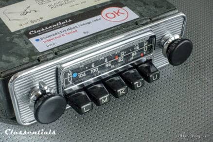 Blaupunkt Frankfurt 1970 Vintage Original High-End Classic Car Auto Radio for Alfa Romeo, BMW, Fiat, Ford, Lancia, Peugeot, Saab , Triumph, Volvo and Others 1965 - 1974 MP3 and Bluetooth Ready Oldtimer Autoradio Classentials