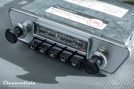 Blaupunkt Frankfurt X 1966 VERY RARE Vintage Original High-End Classic Car Auto Radio 1960s 1964 1965 1966 1967 Jaguar E-type XK-E, Lancia, Karmann Ghia MP3 Bluetooth autoradio oldtimer classic car classentials motoring essentials