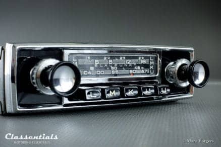 Blaupunkt Frankfurt Y 1967 ULTRA RARE Vintage Original High-End Classic Car Auto Radio for Aston Martin DB4 / DB5, Jaguar Mk II, E-Type S2, Ferrari and Others, INCLUDING Classentials Bluetooth Module MP3 oldtimer autoradio motoring essentials accessory accessories