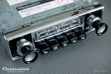 Blaupunkt Frankfurt Y 1967 ULTRA RARE Vintage Original High-End Classic Car Auto Radio for Aston Martin DB4 / DB5, Jaguar Mk II, E-Type S2, Ferrari and Others, INCLUDING Classentials Bluetooth Module MP3 oldtimer autoradio motoring essentials accessory accessories