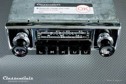 Blaupunkt Frankfurt Y 1967 ULTRA RARE Vintage Original High-End Classic Car Auto Radio for Aston Martin DB4 / DB5, Jaguar Mk II, E-Type S2, Ferrari and Others, INCLUDING Classentials Bluetooth Module MP3 oldtimer autoradio motoring essentials accessory accessories