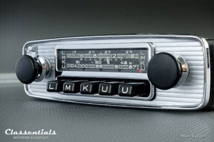 Blaupunkt Frankfurt 1970 Rare Vintage Original High-End Auto Radio for Alfa Romeo, Austin Healey, BMW / Glas, Jaguar, Triumph TR, Volvo and Others 1962 - 1973, INCLUDING Classentials De Luxe Bluetooth Module classic car oldtimer autoradio motoring essentials accessory accessories