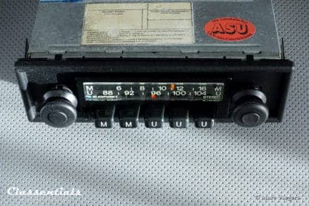 Blaupunkt Münster STEREO 1975 VERY RARE Vintage Classic Car Auto Radio. For all Cars 1970 - 1980, INCLUDING 1-DIN Mount and Classentials De Luxe Bluetooth Module motoring essentials classic car oldtimer accessory accessories autoradio