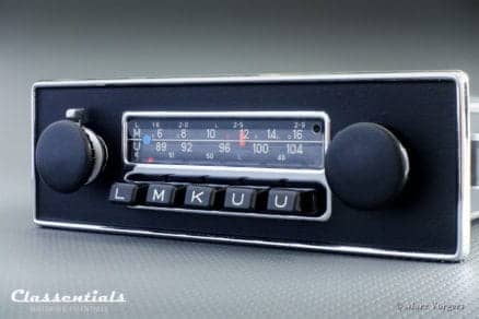 Blaupunkt Frankfurt 1972 Vintage Original High-End Classic Car Auto Radio for Jaguar E-type Series 2, Series 3, MG MGB and Other British Cars 1970 - 1975 oldtimer autoradio classentials