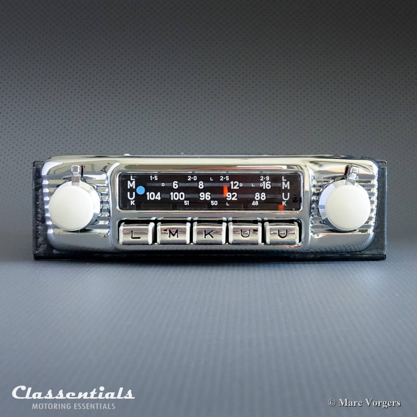 BUILT TO ORDER: BLAUPUNKT DORTMUND DE LUXE 1969 Vintage Original High-End  Classic Car Auto Radio for 1960s Cars With White Dashboard Knobs, 6/12  Volt