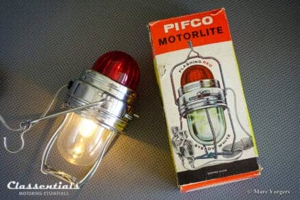 ULTRA RARE 1950s / 1960s PIFCO MOTORLITE Portable Lantern / Flashing Warning Lamp Classic Car Accessory classentials motoring essentials classic car oldtimer accessory accessories