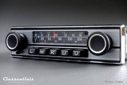 Blaupunkt Frankfurt 1971 Vintage Original High-End Auto Radio for Alfa Romeo, Aston Martin, Lancia, Jaguar, Peugeot, Triumph & Others 1968 - 1972