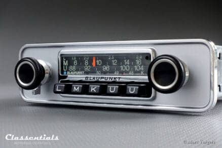 Blaupunkt Frankfurt 1972 Vintage Original High-End Classic Car Auto Radio for Alfa Romeo Giulia, Volvo P1800 and Other Classics, 1968 - 1973