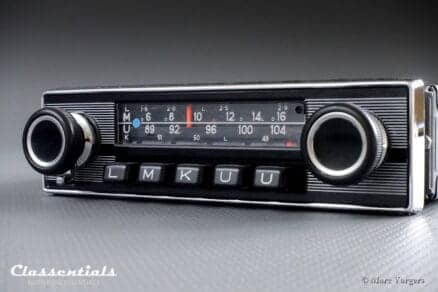 Blaupunkt Frankfurt 1972 Vintage Original High-End Auto Radio for Alfa Romeo, Aston Martin, Lancia, Jaguar, Peugeot, Triumph & Others 1968 - 1972