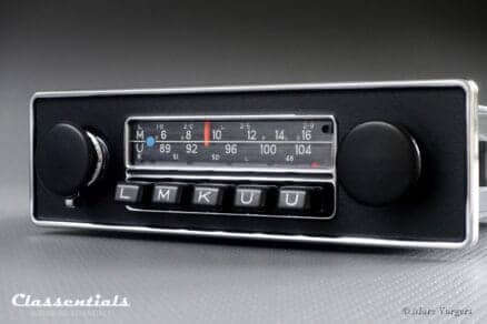 Blaupunkt Frankfurt 1972 Vintage Original High-End Classic Car Auto Radio for Jaguar E-type Series 2, Series 3, MG MGB and Other Cars 1970 - 1975