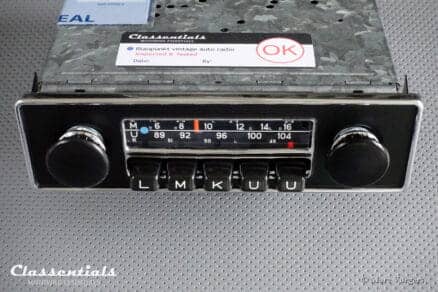 Blaupunkt Frankfurt 1972 Vintage Original High-End Classic Car Auto Radio for Jaguar E-type Series 2, Series 3, MG MGB and Other Cars 1970 - 1975