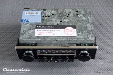 Blaupunkt Frankfurt 1972 Vintage Original High-End Classic Car Auto Radio for Jaguar E-type Series 2, Series 3, MG MGB and Other Cars 1970 - 1975