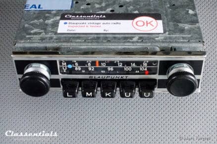 Blaupunkt Frankfurt 1972 Vintage Original High-End Auto Radio for Alfa Romeo GTV 2000, GT 1300 / 1600 'Lusso', Lancia, Peugeot & Others 1970 - 1976