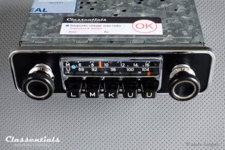 Blaupunkt Frankfurt 1972 Vintage Original High-End Classic Car Auto Radio for Alfa Romeo Giulia, Volvo P1800, 1800 E, ES and Other Classics, 1968 - 1973