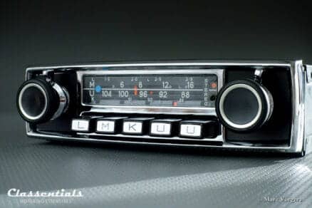 Blaupunkt Frankfurt STEREO 1971 ULTRA RARE Vintage Original TOP-END Auto Radio for Aston Martin DB6 1965 - 1971 Including Classentials Deluxe Stereo Bluetooth Module