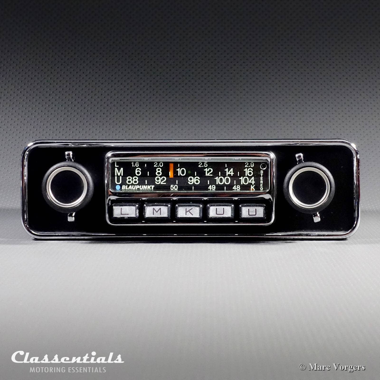 Classentials Deluxe Stereo Auto Radio BLUETOOTH Module (7-PIN DIN