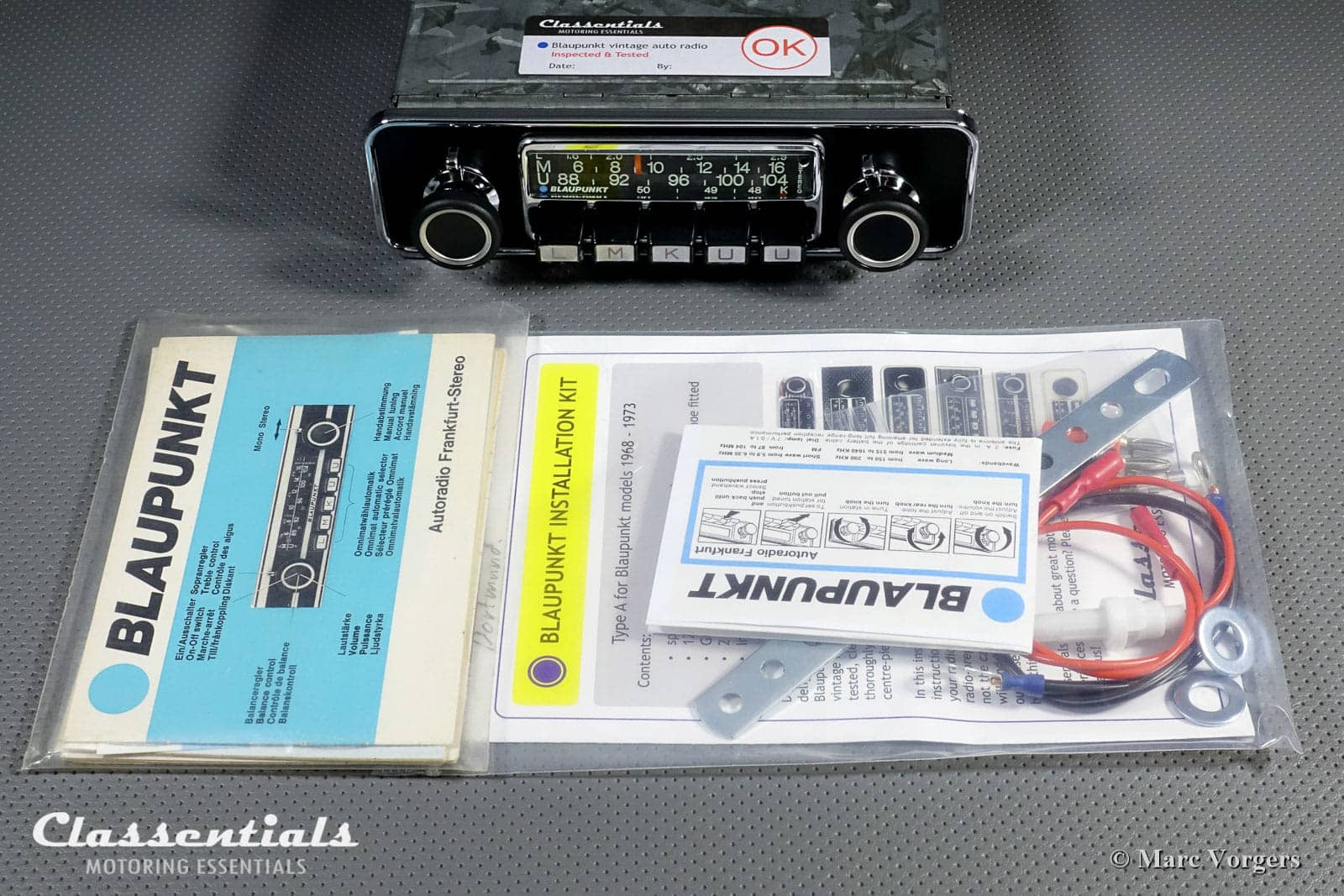 SOLD to The Netherlands: Blaupunkt Münster STEREO 1975 VERY RARE Vintage  Classic Car Auto Radio. For all Cars 1970 - 1980, including 1-DIN Mount and  Bluetooth Module - Classentials