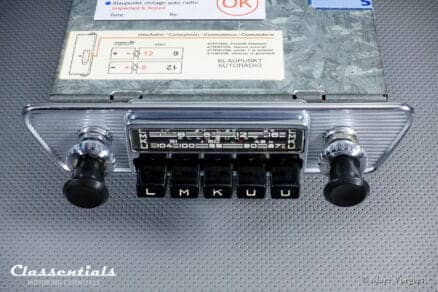 Blaupunkt Frankfurt X 1966 Vintage Original High-End Classic Car Auto Radio for Jaguar E-type (XK-E) Series 1 Cars- Including Classentials DeLuxe Bluetooth module oldtimer autoradio