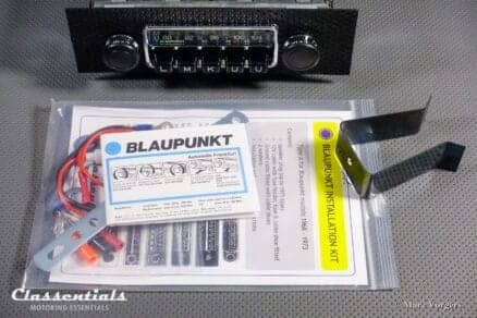 Blaupunkt Frankfurt 1972 Vintage Original High-End Classic Car Auto Radio for Porsche 911 / 912 F-Series Cars 1968 - 1973 (Green Lettering) - Including Classentials DeLuxe Bluetooth Module Autoradio