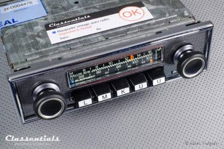 SUPER RARE Blaupunkt Frankfurt STEREO RALLYE 20W 1972 TOP-END Classic Car Auto Radio BSB 40-2 Booster for 1968 - 1975 Mercedes-Benz (SL) Models W113 R107 C107 Classentials DeLuxe Stereo Bluetooth Module