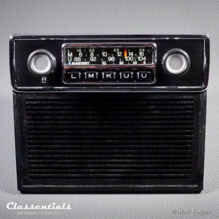 Blaupunkt Frankfurt 1972 Vintage Original High-End Classic Car Auto Radio for BMW 02-Series E10 Sedan / Touring / Ti / Tii / Baur Models 1966 - 1974 Console Front, Speaker Classentials Deluxe Bluetooth Module