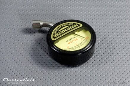 Vintage Original MotoMeter 1930s - 1950s Tyre tire Pressure Meter Gauge in Original Black Leather Pouch