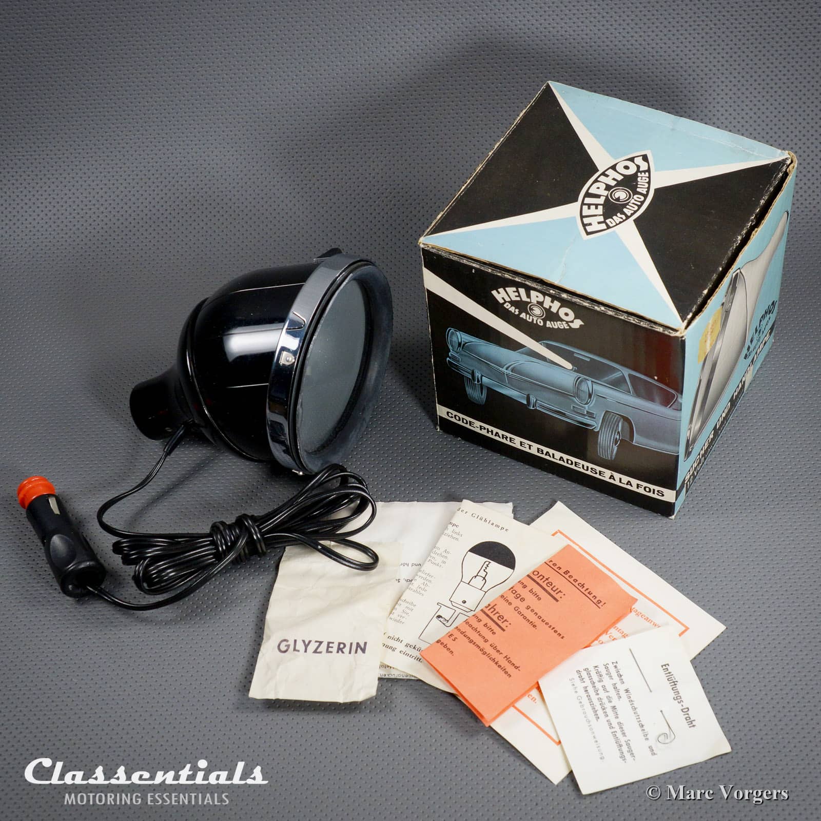 SOLD to the United Kingdom: HELPHOS Vintage Original 1950s / 1960s Search  Lamp Das Auto Auge With Windscreen Suction Mount - NEW IN BOX! -  Classentials