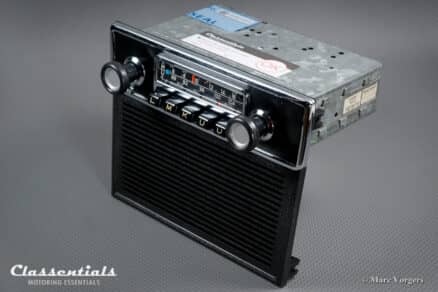 SOLD to the United States: Blaupunkt Frankfurt 1972 Vintage Original High-End Classic Car Auto Radio for BMW 02-Series E10 Sedan / Touring / Ti / Tii / Baur Models 1966 - 1974 with Console Front, Speaker AND Classentials Deluxe Bluetooth Module! - Image 6