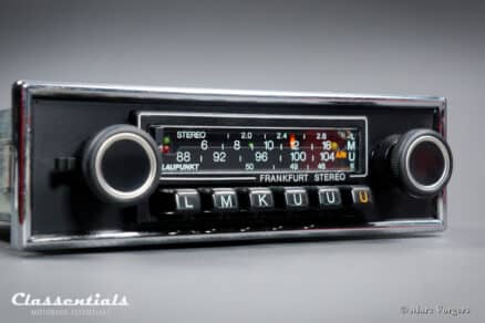 SOLD to Italy: BLAUPUNKT FRANKFURT STEREO SUPER ARIMAT 18 Watt 1978 HIGH-END Classic Car Auto Radio With 1-DIN Front for All Luxury Cars 1975 - 1985. Including Classentials Deluxe Stereo Bluetooth Module! - Image 2