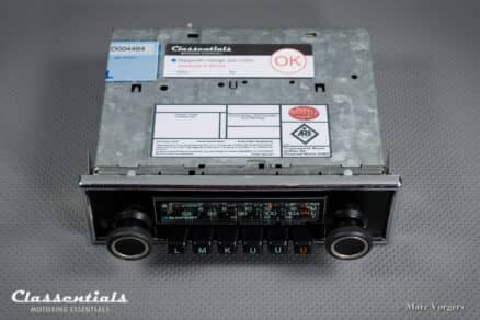 SOLD to Italy: BLAUPUNKT FRANKFURT STEREO SUPER ARIMAT 18 Watt 1978 HIGH-END Classic Car Auto Radio With 1-DIN Front for All Luxury Cars 1975 - 1985. Including Classentials Deluxe Stereo Bluetooth Module! - Image 8