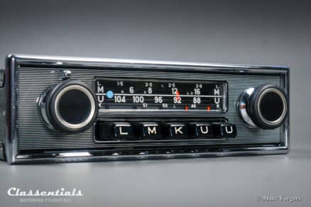 SOLD to Italy: Blaupunkt Frankfurt 1969/70 High-End Vintage Original Auto Radio for Mercedes-Benz 1968 – 1975 and Other Luxury Cars of the Period - Including Classentials Deluxe Bluetooth module! - Image 2