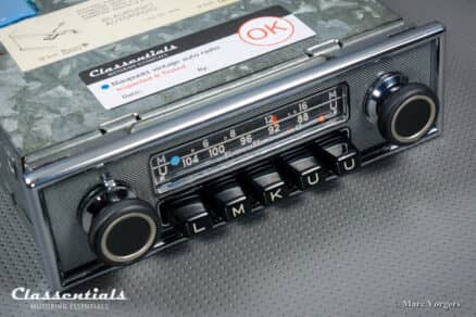 SOLD to Italy: Blaupunkt Frankfurt 1969/70 High-End Vintage Original Auto Radio for Mercedes-Benz 1968 – 1975 and Other Luxury Cars of the Period - Including Classentials Deluxe Bluetooth module! - Image 3