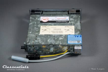 SOLD to Italy: Blaupunkt Frankfurt 1969/70 High-End Vintage Original Auto Radio for Mercedes-Benz 1968 – 1975 and Other Luxury Cars of the Period - Including Classentials Deluxe Bluetooth module! - Image 10