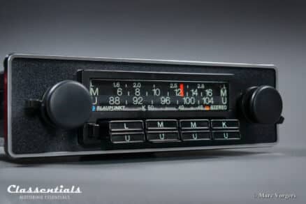 SOLD to Japan: BLAUPUNKT KÖLN STEREO Very Rare TOP-END Vintage Original Classic Car Auto Radio for Ferrari 308 and Other Exclusive Cars 1975 - 1980, Including Classentials Deluxe Stereo Bluetooth Module! - Image 2