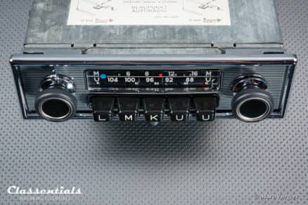 SOLD to France: BLAUPUNKT FRANKFURT 1970 High-End Vintage Original Auto Radio for Mercedes-Benz 1968 – 1975 and Other Luxury Cars of the Period - Including Classentials Deluxe Bluetooth Module! - Image 4